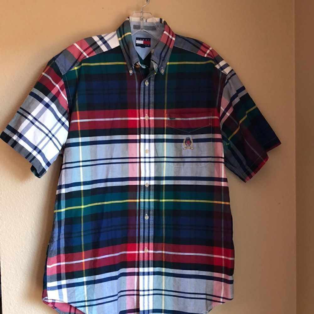 Tommy Hilfiger shirt sleeve plaid shirt men’s size small 100% cotton